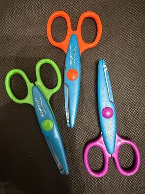 Decretive edge crafting scissors
 - set of 3